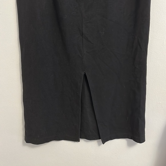 Valenti Black Midi Skirt - Picture 3 of 5